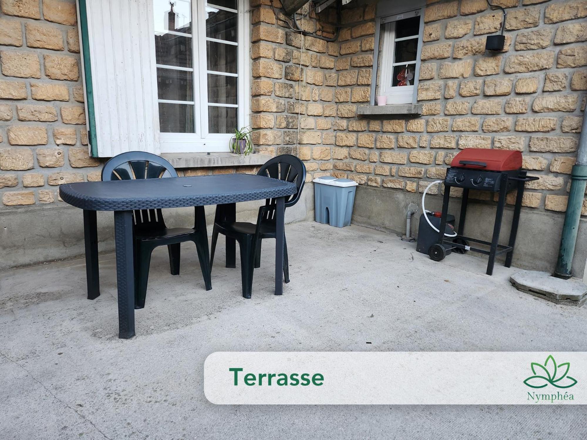Logement Cocooning 2-4 Personnes Avec Salle De Jeux Chemery-Chehery Exterior photo